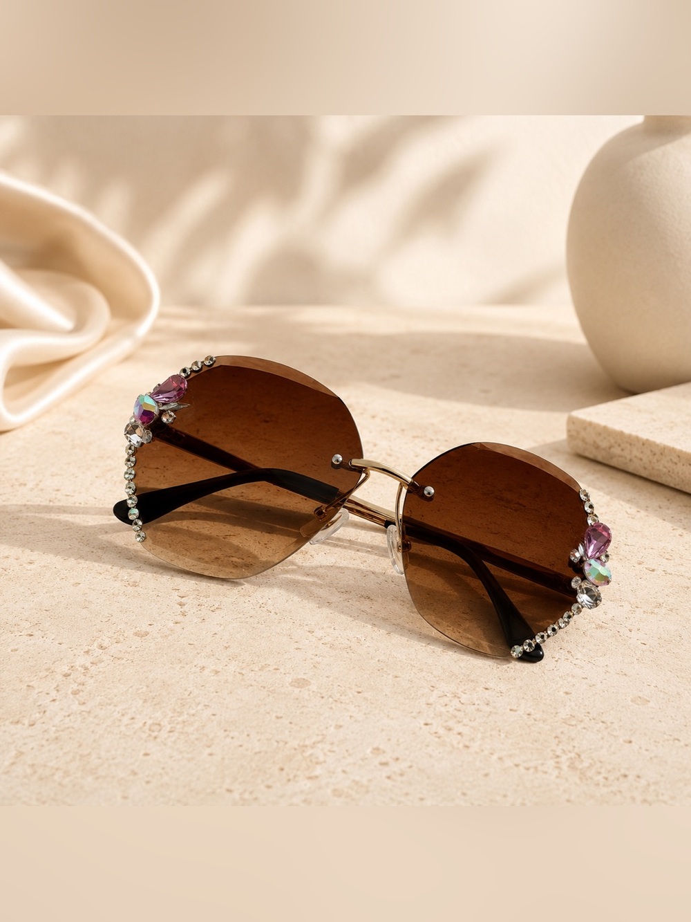 NWOT - Oversized Brown Gradient Rimless Crystal Embellished Sunglasses Gold